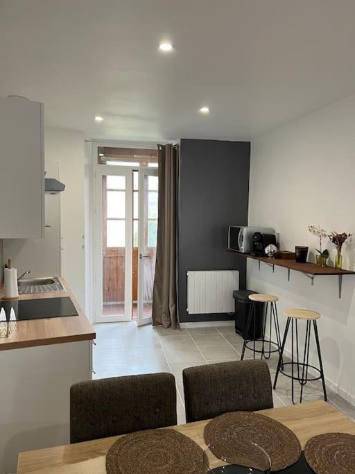 Le Chaleureux Luchonnais Apartment Bagneres-de-Luchon Ngoại thất bức ảnh